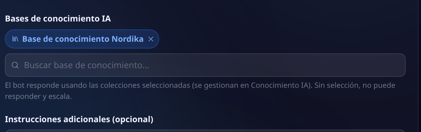 Campo Bases de conocimiento IA con una colección seleccionada y el aviso de que sin selección el bot no puede responder y escala