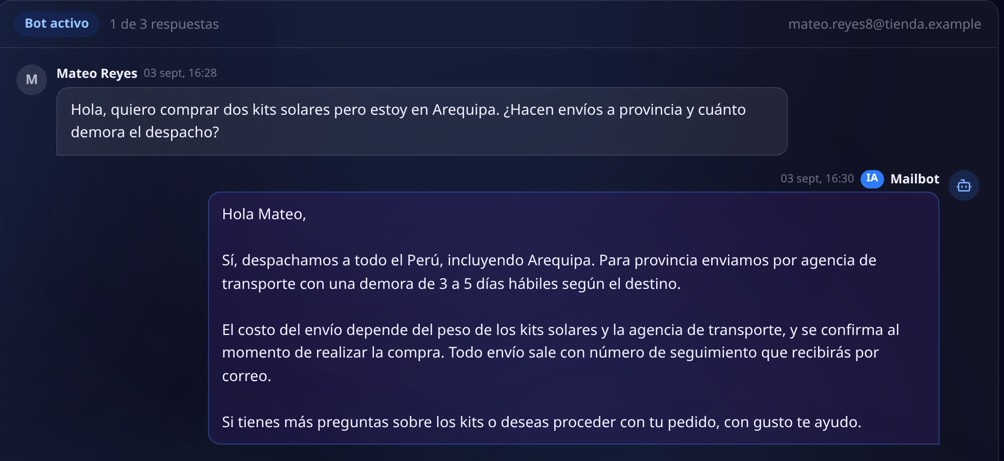 Conversación del Mailbot: el correo de un cliente preguntando si despachan a Arequipa y la respuesta de la IA con los plazos, el costo del envío y el número de seguimiento, con la marca Bot activo y el contador 1 de 3 respuestas