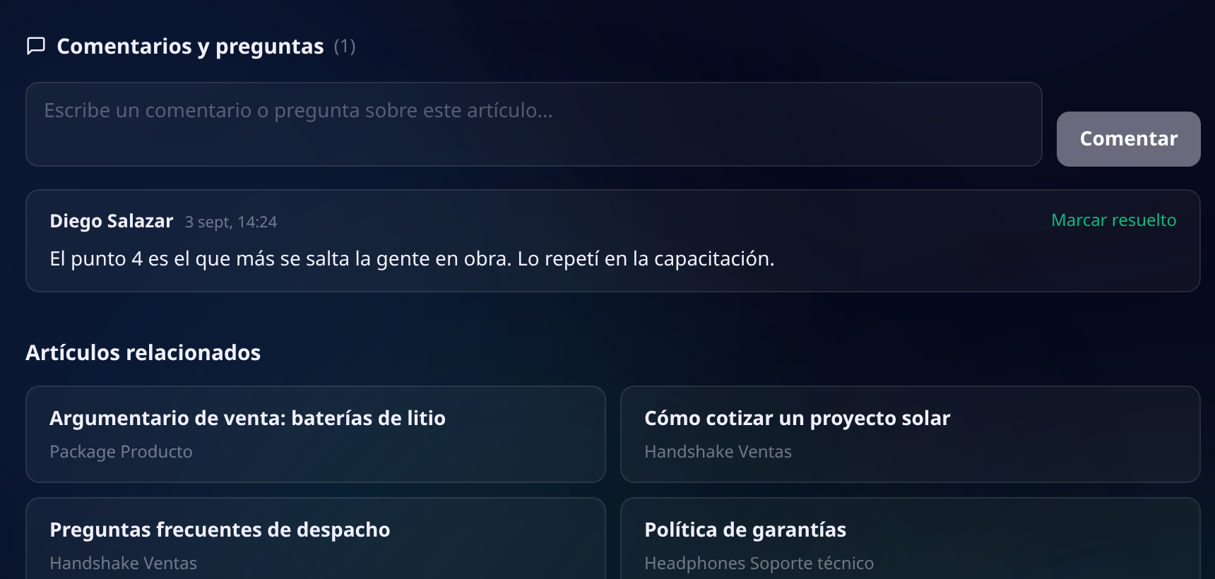 Sección de comentarios y preguntas del artículo, con un comentario de un integrante del equipo y la opción de marcarlo como resuelto, y debajo los artículos relacionados